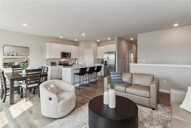 615 Maddie Ln, Tiffin, IA 52340