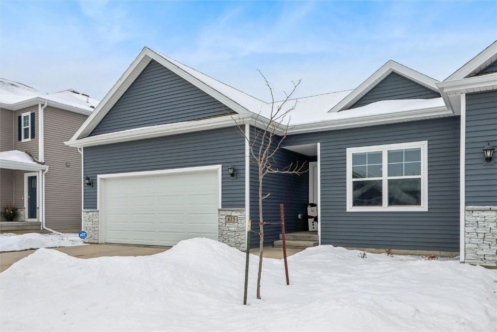 615 Maddie Ln, Tiffin, IA 52340