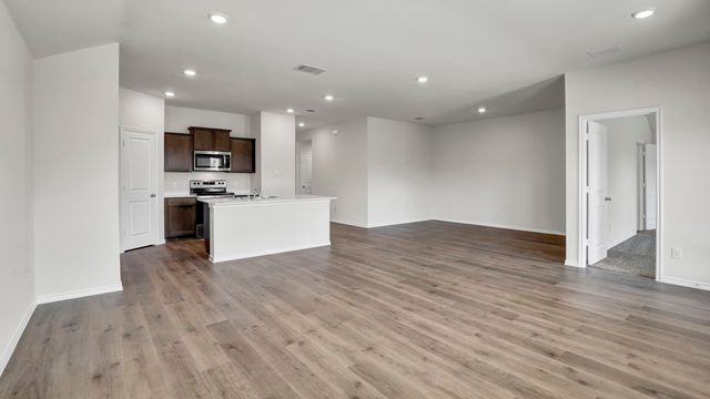 200 Bandit Trail, Terrell, TX 75160