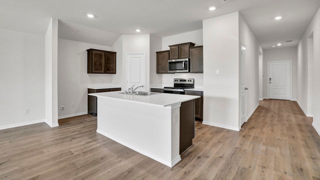 200 Bandit Trail, Terrell, TX 75160
