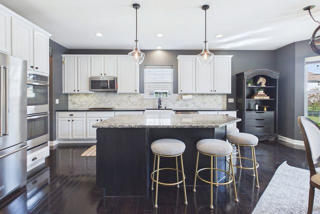 13341 Kettering Boulevard, Lemont, IL 60439
