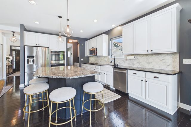 13341 Kettering Boulevard, Lemont, IL 60439