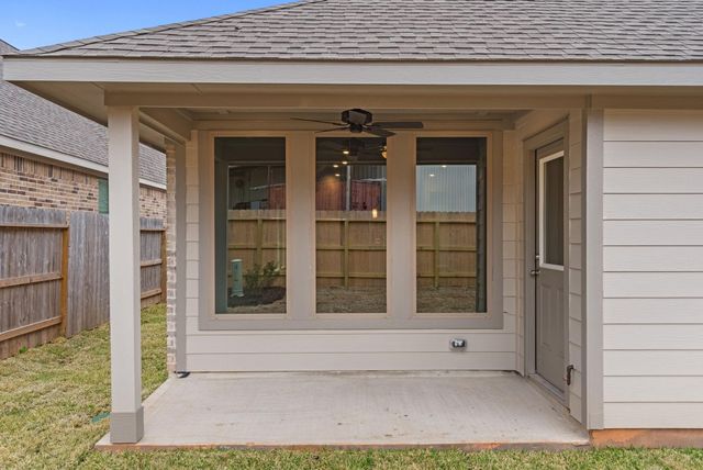 42563 Rustico Road, Magnolia, TX 77354