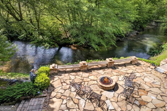 401 Mountain Rivers Road, Mineral Bluff, GA 30559