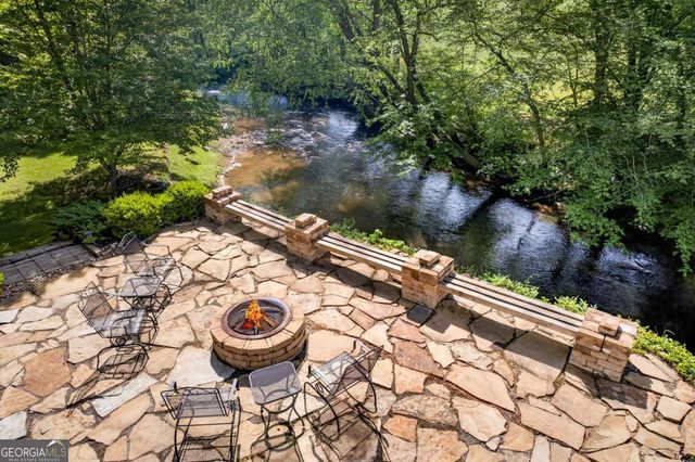 401 Mountain Rivers Road, Mineral Bluff, GA 30559