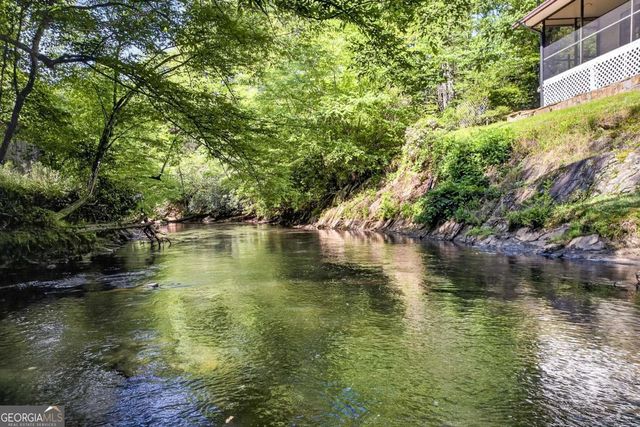401 Mountain Rivers Road, Mineral Bluff, GA 30559