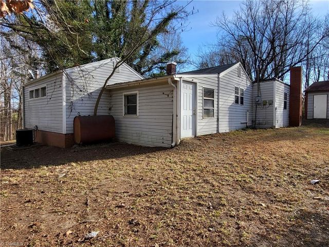 1535 E Fairfield Road, High Point, NC 27263