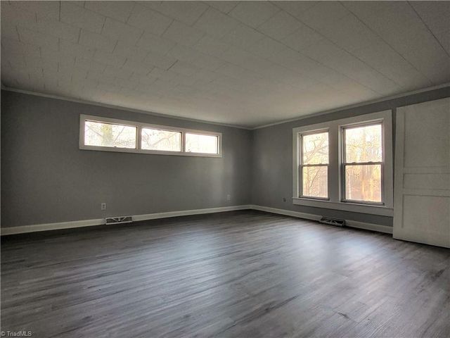 1535 E Fairfield Road, High Point, NC 27263