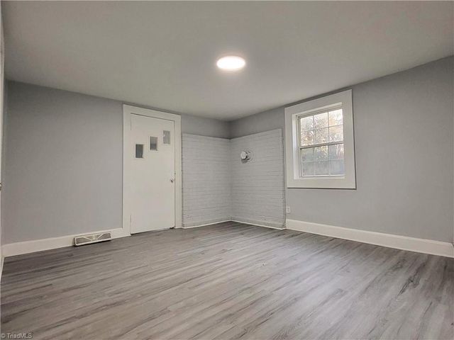 1535 E Fairfield Road, High Point, NC 27263