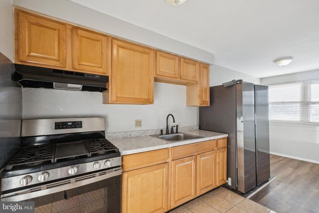 3408 ASHFIELD LN, Philadelphia, PA 19114