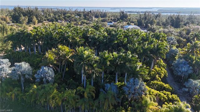 12434 Eagles Nest DR, Bokeelia, FL 33922