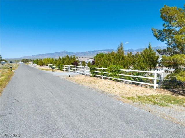 5081 Jerry Avenue, Pahrump, NV 89060