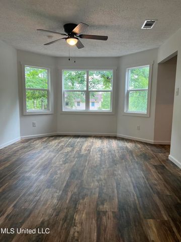 10110 Blossom Street, Vancleave, MS 39565