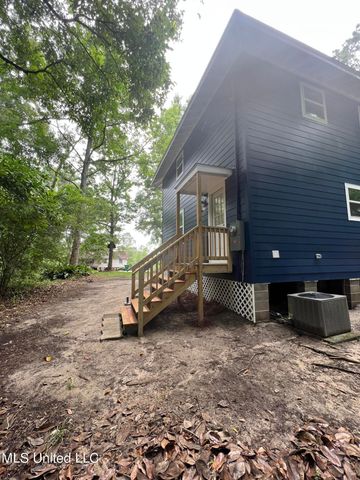 10110 Blossom Street, Vancleave, MS 39565