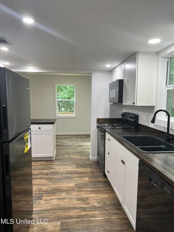 10110 Blossom Street, Vancleave, MS 39565