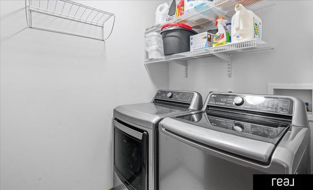 2923 Blackhawk Drive, Bellevue, NE 68123