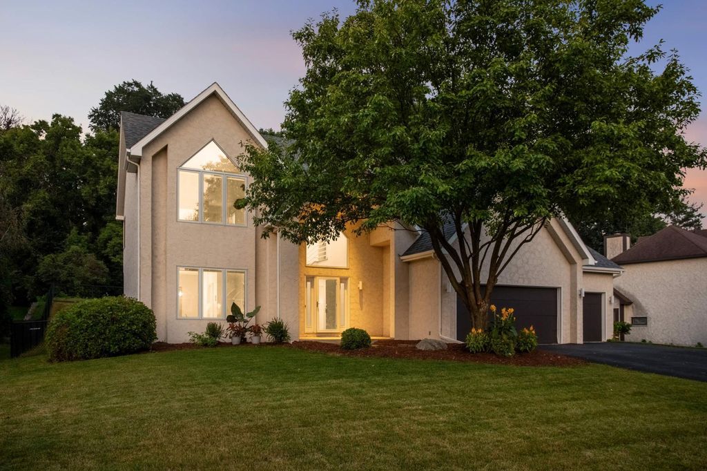 4720 Goldenrod Lane N, Plymouth, MN 55442