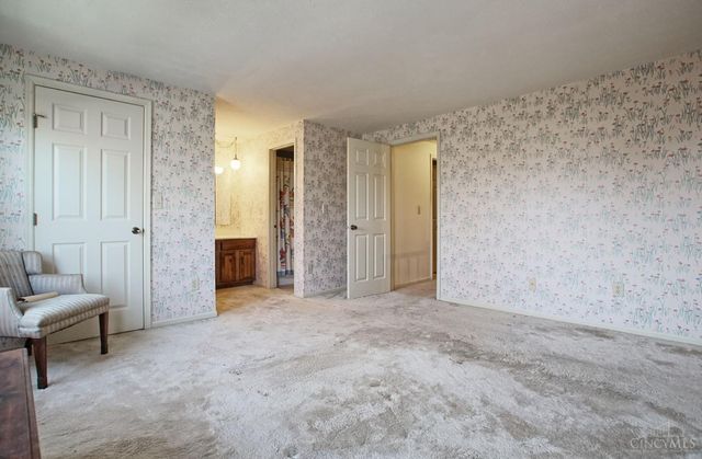 1049 Stratford Court, Loveland, OH 45140