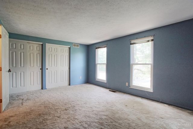 1049 Stratford Court, Loveland, OH 45140