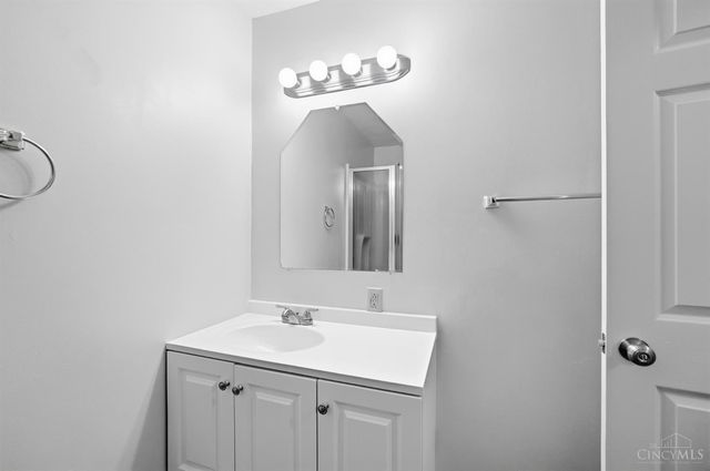 1049 Stratford Court, Loveland, OH 45140