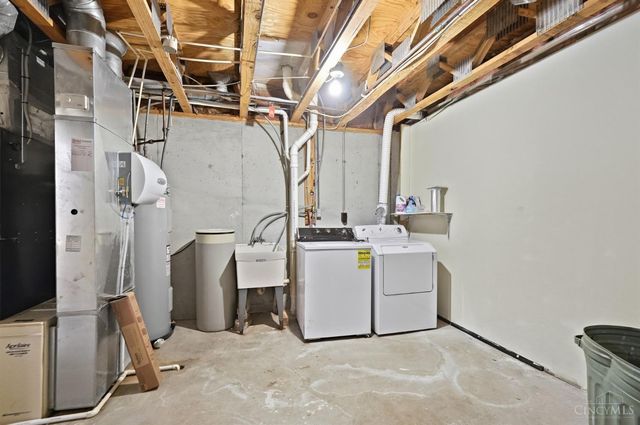1049 Stratford Court, Loveland, OH 45140