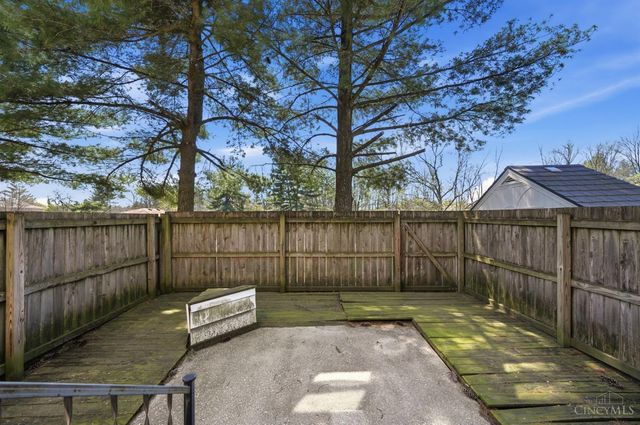 1049 Stratford Court, Loveland, OH 45140