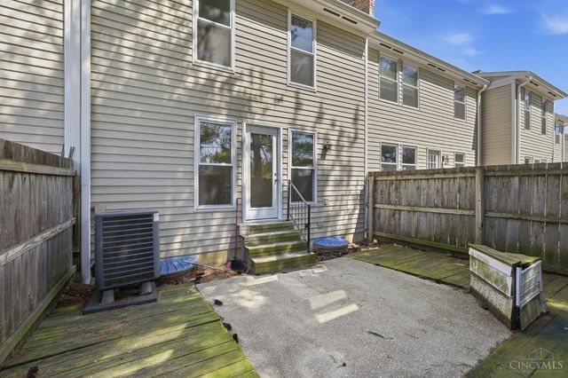 1049 Stratford Court, Loveland, OH 45140