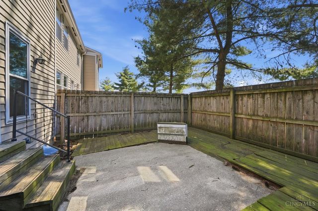 1049 Stratford Court, Loveland, OH 45140