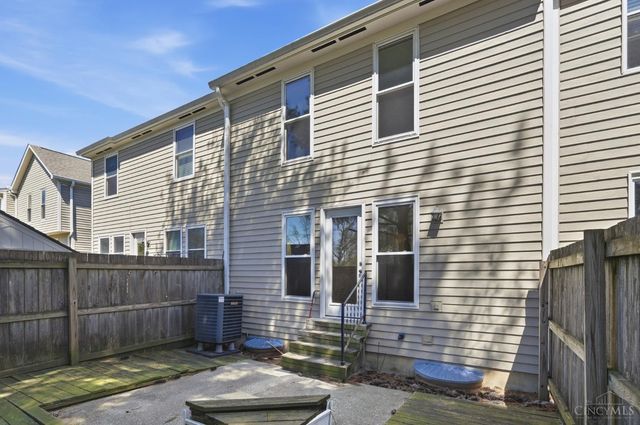 1049 Stratford Court, Loveland, OH 45140