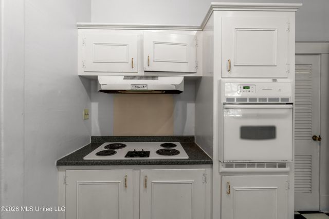 410 4th Avenue, Hattiesburg, MS 39401