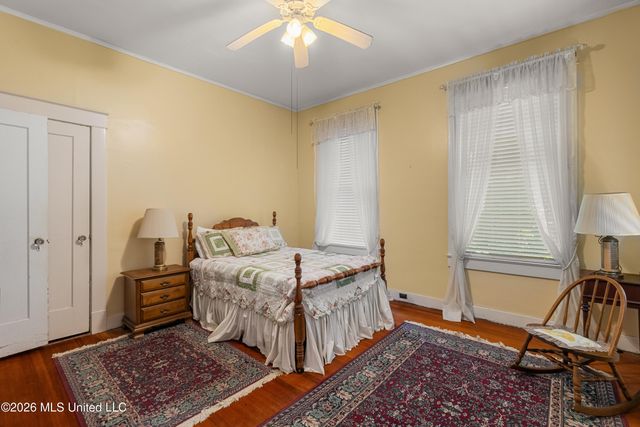 410 4th Avenue, Hattiesburg, MS 39401