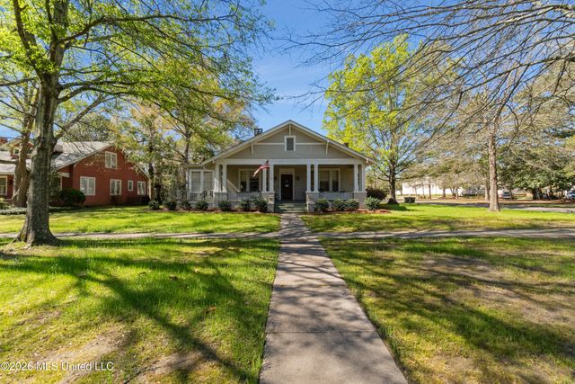 410 4th Avenue, Hattiesburg, MS 39401