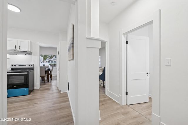 1044 Hawk Street, Toledo, OH 43612