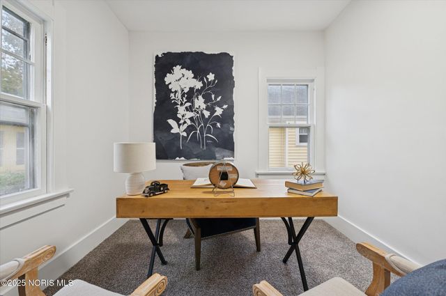 1044 Hawk Street, Toledo, OH 43612