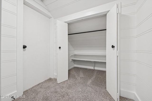 1044 Hawk Street, Toledo, OH 43612