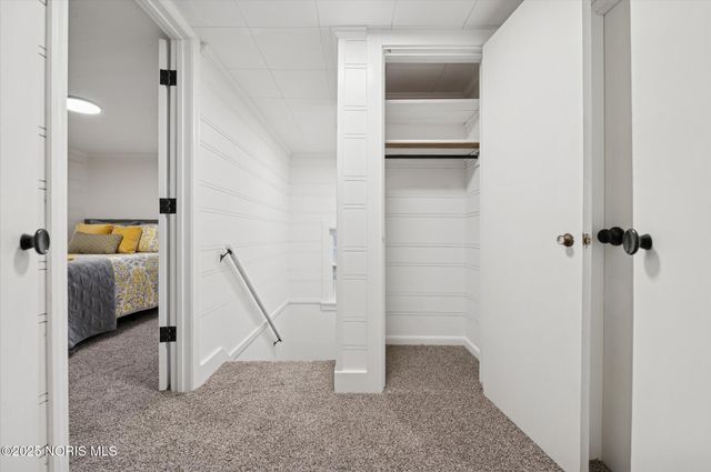 1044 Hawk Street, Toledo, OH 43612