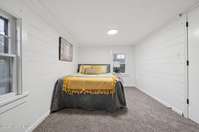 1044 Hawk Street, Toledo, OH 43612