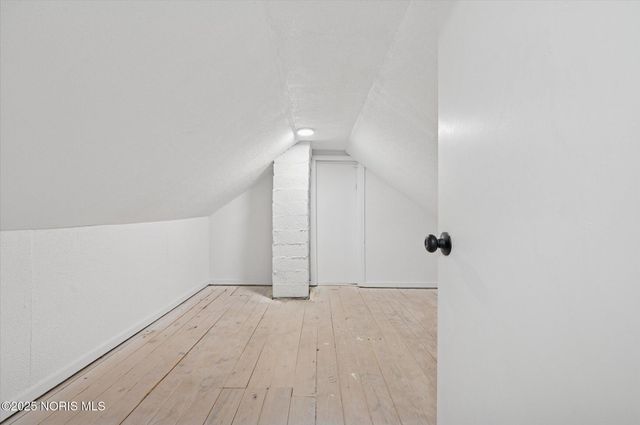 1044 Hawk Street, Toledo, OH 43612