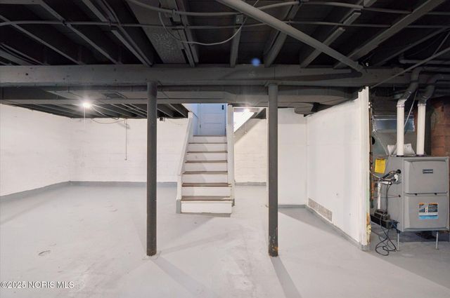 1044 Hawk Street, Toledo, OH 43612