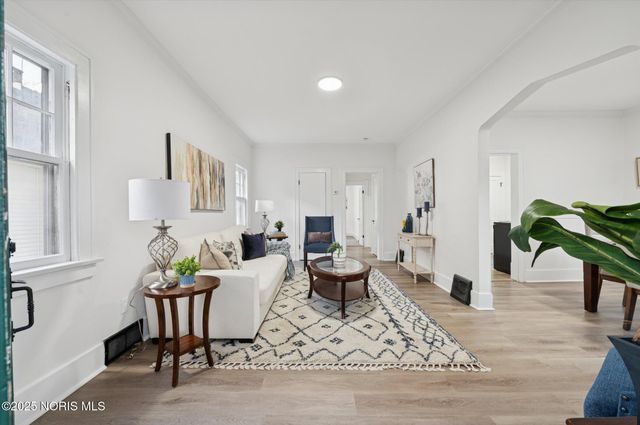 1044 Hawk Street, Toledo, OH 43612