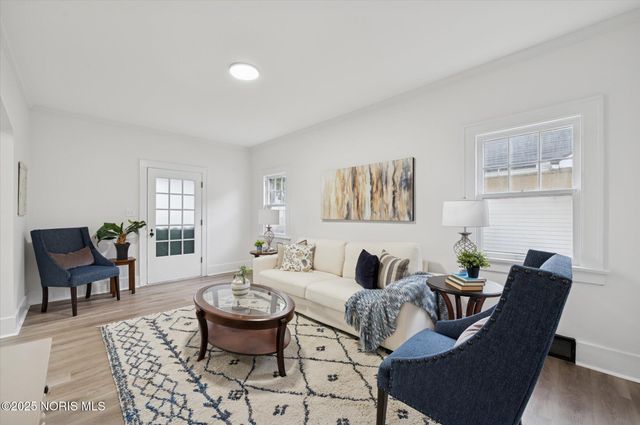 1044 Hawk Street, Toledo, OH 43612