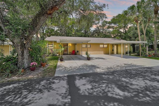 5033 VILLAGE GARDENS DRIVE 24, Sarasota, FL 34234