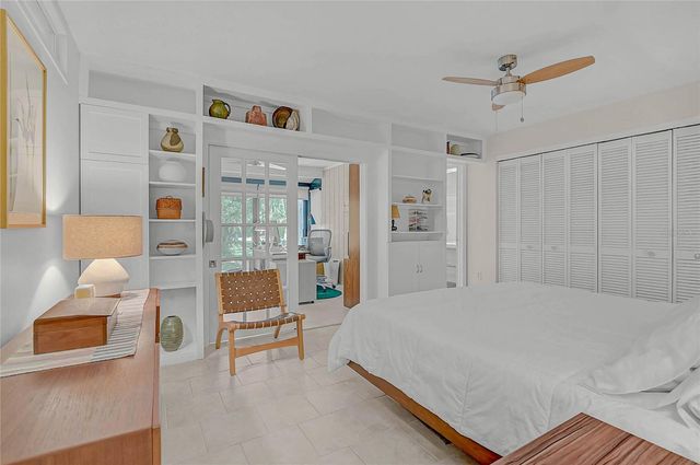 5033 VILLAGE GARDENS DRIVE 24, Sarasota, FL 34234