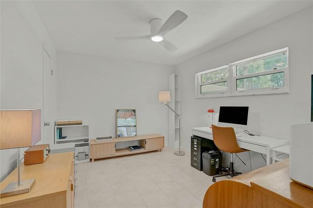 5033 VILLAGE GARDENS DRIVE 24, Sarasota, FL 34234