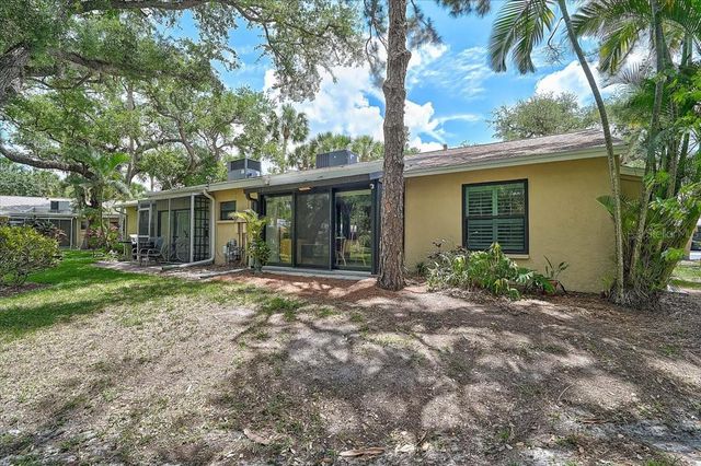 5033 VILLAGE GARDENS DRIVE 24, Sarasota, FL 34234