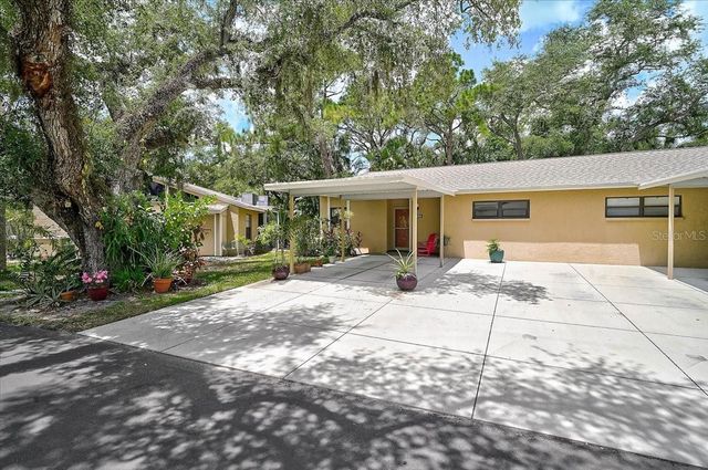 5033 VILLAGE GARDENS DRIVE 24, Sarasota, FL 34234