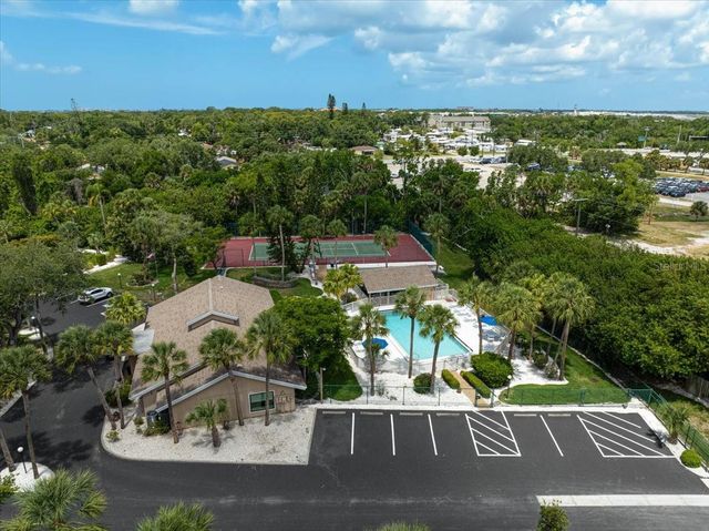 5033 VILLAGE GARDENS DRIVE 24, Sarasota, FL 34234