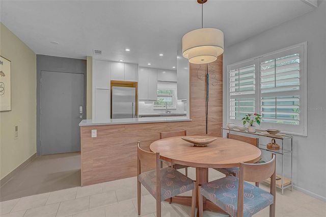 5033 VILLAGE GARDENS DRIVE 24, Sarasota, FL 34234