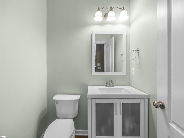 11 Twinings Drive, Simpsonville, SC 29681