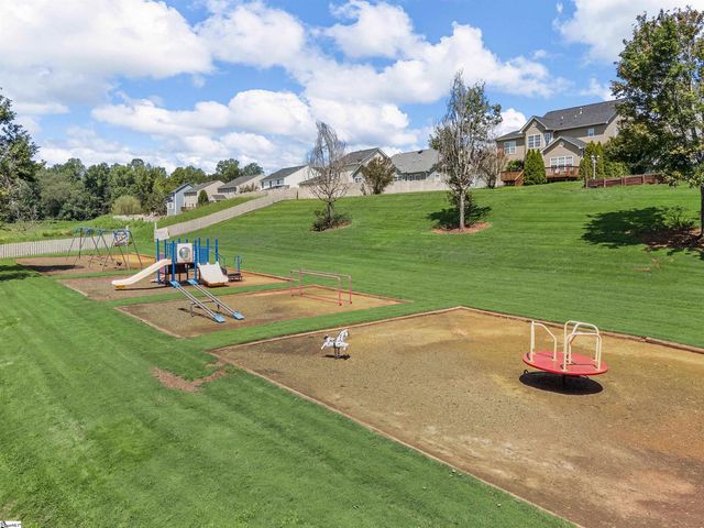 11 Twinings Drive, Simpsonville, SC 29681